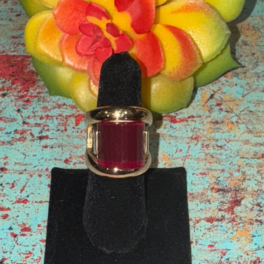 Gold Carnelian Statement Ring - image 1